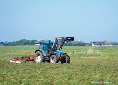 ansichtkaart tractor NewHolland TM115