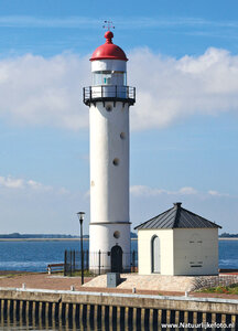 ansichtkaart vuurtoren van Hellevoetsluis